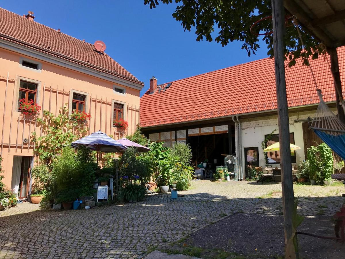 Ferienwohnung Alter Bauernhof Дрезден Екстериор снимка